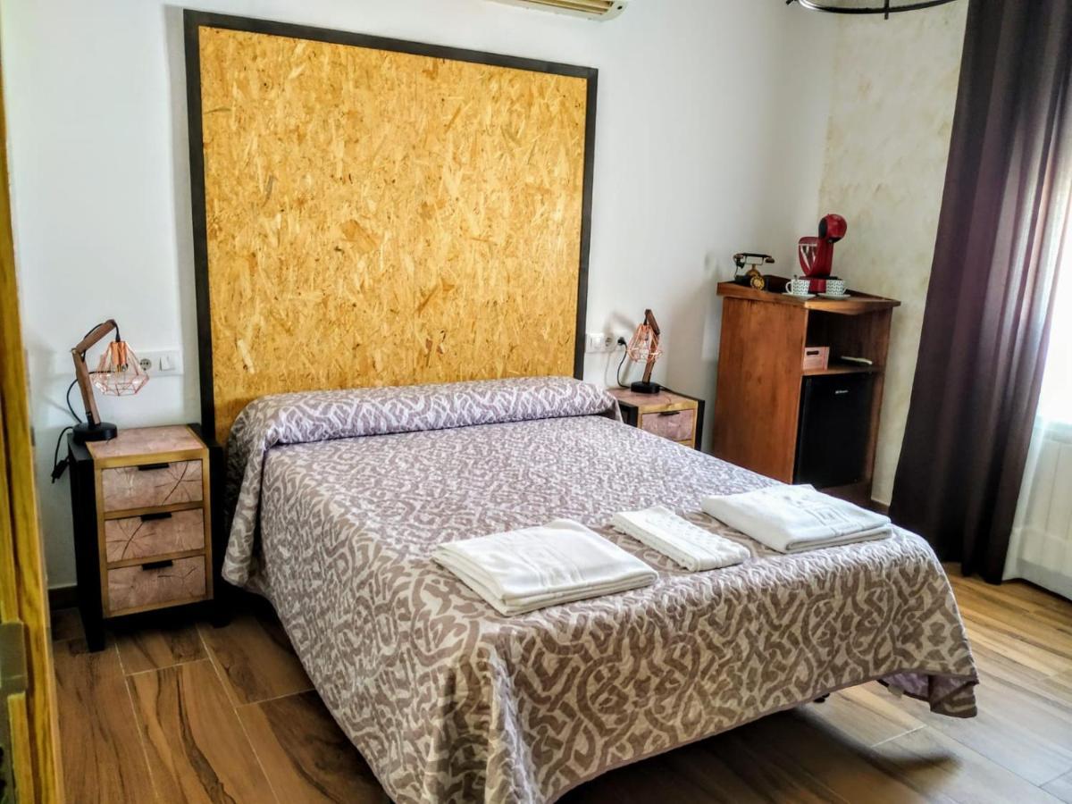 Hostal Restaurante La Mancha Ruidera Esterno foto