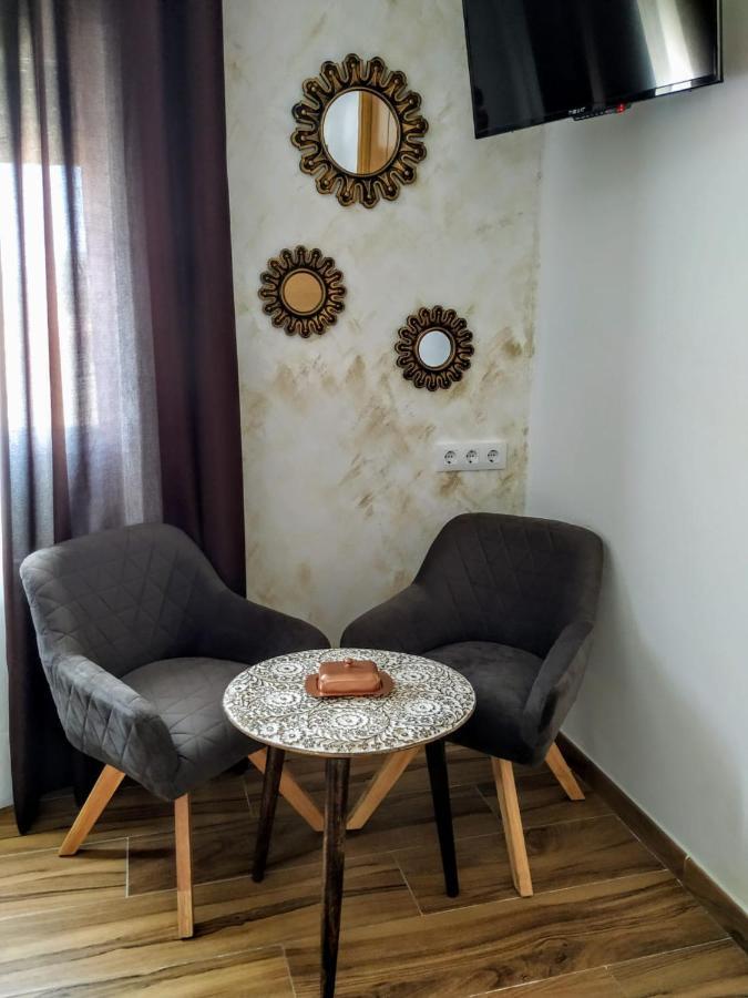 Hostal Restaurante La Mancha Ruidera Esterno foto